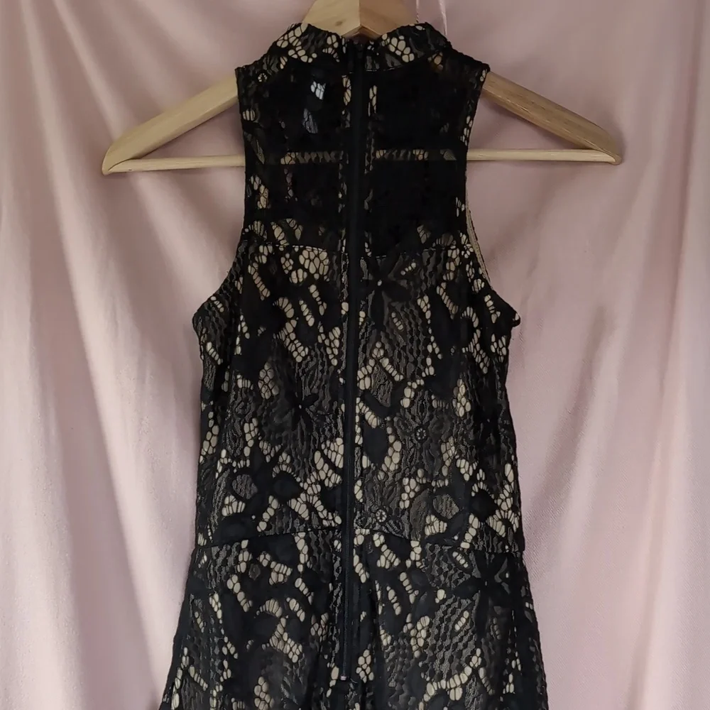 Black lace sleeveless dress - Picture 5 of 5